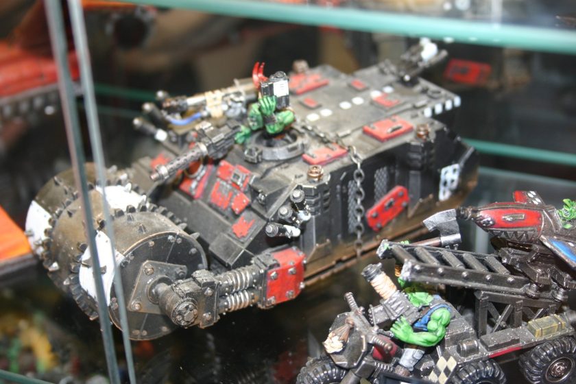 Forgeworld Looted Rhino - Felix's Gaming Pages